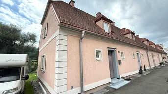 Expose Leoben: Charmantes Reiheneckhaus mit Gartenidylle &amp; großem Keller