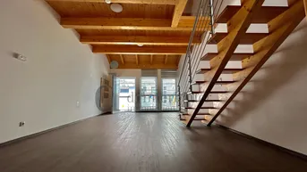 Expose Moderne Eleganz und Naturverbundenheit: Traumhafte Eigentumswohnung mit offener Holzkonstruktion in Pölfing-Brunn