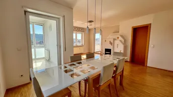 Expose Großzügige 5-Zimmer-Maisonette mit Wintergarten &amp; Kamin in Toplage
