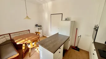 Expose Großzügige 4-Zimmer-Wohnung am Schlossgelände von Wolfpassing!
