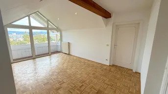 Expose Penthouse-Feeling: Stilvolle 3-Zimmer-Wohnung in Villach zur Miete