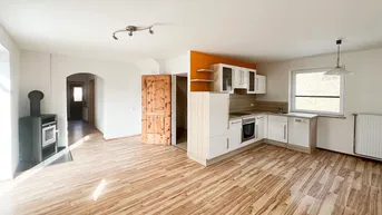 Expose Zweistöckige Maisonette-Wohnung mit sonniger Terrasse zu verkaufen!
