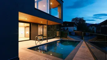 Expose LUXURY LIVING SCHWAZ INNfinity #one