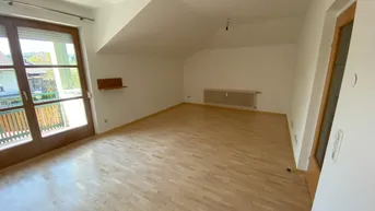 Expose Attraktive 3-Zimmer-Wohnung mit Balkon und Einbauküche in St. Georgen im Attergau