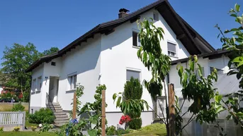 Expose Für Gartenliebhaber - Seeblick inklusive - Wohnhaus in Hörbranz zu verkaufen