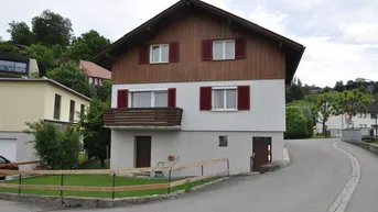 Expose Schwarzach: Älteres Wohnhaus in ruhiger Zentrumslage