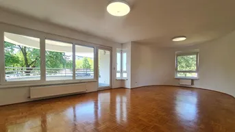 Expose Lichtdurchflutete, großzügige Eigentumswohnung mit Tiefgaragenplatz