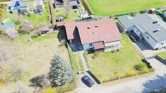 Expose Raum für Familienleben – solider Bungalow mit viel Potential