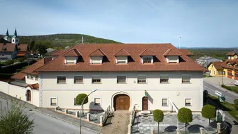 Expose Sehr interessantes Anwesen mit ca. 700m² Wohn-/Nutzfläche auf ca. 3600m² Grund.