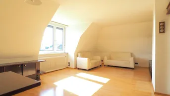 Expose CHARMANTE 3-ZIMMER-DACHGESCHOSSWOHNUNG MIT DACHTERRASSE UND GRÜNBLICK