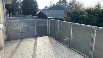 Expose Helle 2-Zimmer-Wohnung mit großer Terrasse und Carport in Graz-Liebenau
