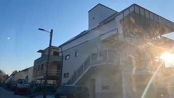 Expose 2 Zimmer Erstbezug mit großer Terrasse