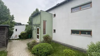 Expose Ruhig wohnen, stadtnah leben – 2-Zimmer-Wohnung in Hart bei Graz mit sonnigem Balkon und Carport