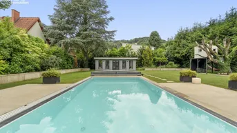 Expose Luxuriöse Designer-Villa zum Soforteinzug