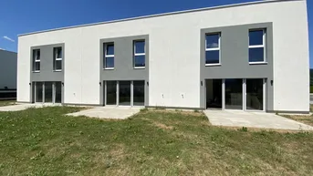 Expose Ziegelmassiv Neubau: Hochwertiges Reihenhaus in Niedrigenergiebauweise - am attraktiven Stadtrand von Knittelfeld