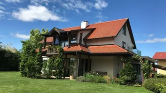 Expose Charmantes Landhaus mit großem Garten und Wellnessbereich in Gleinstätten