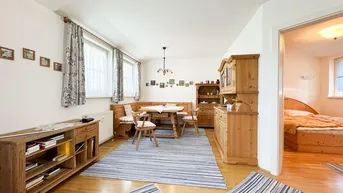 Expose 2-ZIMMER MIT TERRASSE // IN MAXGLAN