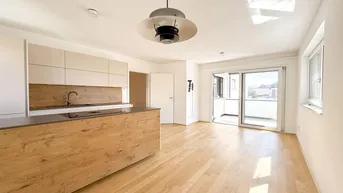 Expose 3-ZIMMER LYFESTYLE MIT BALKON // GNIGL