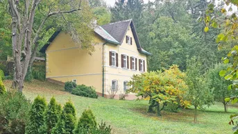 Expose Sonderimmobilie- ehemaliges Forsthaus mit 2.500 m² idyllischem Garten