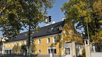 Expose Repräsentatives Studio, Büro, Atelier, Firmenwohnung mit 2 Gärten im Biedermeier-Schlössl – vielseitig nutzbar!