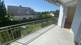 Expose Tolle 3-Zimmerwohnung mit Balkon in Muntlix zu vermieten!