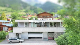 Expose Freizeitwohnsitz: Villa in alpiner Umgebung - hochwertige Architektur und Bauausführung