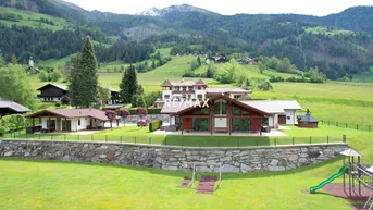 Expose Einzigartiges Anwesen im luxuriösen Landhausstil