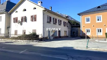 Expose Stadthaus mit Freizeitwohnsitz - Sanierungsbedürftig