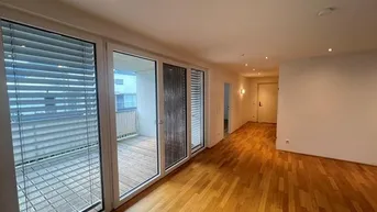 Expose Moderne 3 Zimmer Wohnung mit Terrasse!