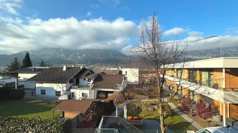 Expose SCHWAZ - Sonnige und aussichtsreiche 4-Zimmer Wohnung zu verkaufen