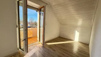 Expose 3-Zimmer-Dachgeschosswohnung mit Gartenanteil zu verkaufen!!
