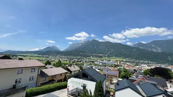 Expose Leben mit Weitblick – Stilvolle 3-Zimmer-Wohnung in Toplage von Schwaz