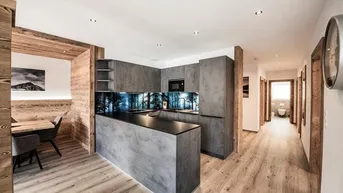 Expose Exklusive 4 Zimmer Wohnung mit Terrasse!