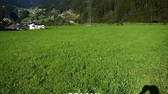 Expose Grundstück direkt an der Landesstrasse in Baurecht