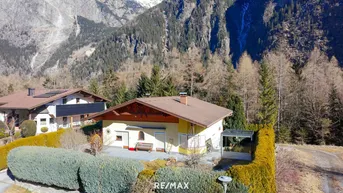 Expose Massiv gebauter Bungalow in schöner Wohnsiedlung in Umhausen!