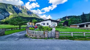 Expose Natur, Sonne, Freiraum - Bungalow mit großem Grundstück in ruhiger Lage in Nassereith