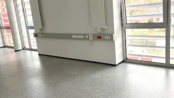 Expose KETZERGASSE RODAUN moderne Räumlichkeiten mit Ordinations- und Büroeignung