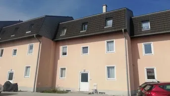 Expose Moderne 2-Zimmerwohnung mit kleinem Eigengarten