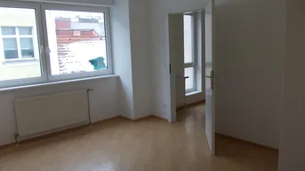 Expose PROVISIONSFREI attraktive ruhig gelegene kleine 2-Zimmerwohnung U 4 Nähe