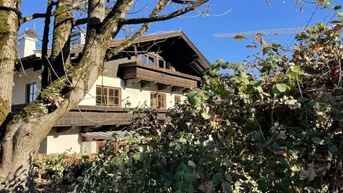 Expose FREIZEITWOHNSITZ Zentrale Dachgeschosswohnung mit Streifblick und Ski in/ Ski out