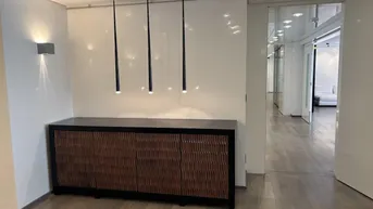 Expose Moderne, helle Luxus-Wohnung in bester Lage!