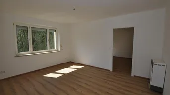 Expose Neu sanierte 3-Zimmerwohnung in zentrumsnaher Lage