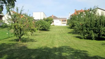Expose Für Gartenliebhaber - kleines, erweiterbares Haus mit wunderbarem, top-gepflegtem Garten in zentraler Ortslage!