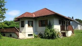 Expose Verträumter, kleiner Bungalow mit üppigem Garten, ruhige Ortsrandlage!