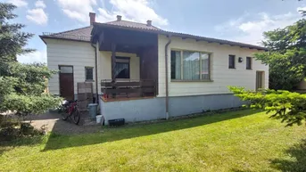 Expose Einfamilienhaus auf großem Grundstück in Siegendorf! Sanierungsbedarf!