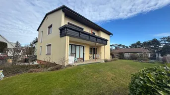 Expose NEUER PREIS! Großes Mehrfamilienhaus mit 2 Wohneinheiten