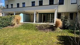 Expose Modernes Reihenhaus mit 4 Zimmern, Atelier, Terrasse, Balkon, Dachterrasse, Garten und 2 Carport-Stellplätzen