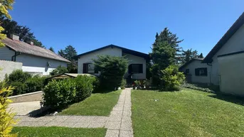 Expose Charmanter Bungalow mit Pool, Sauna &amp; Traumgarten in Trumau