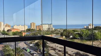 Expose Exklusives Appartement in einem Neubaugebäude, mit Meerblick, nur wenige Minuten vom Strand entfernt