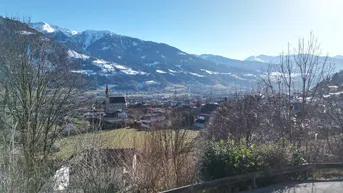 Expose *Leistbares* Hanggrundstück mit toller Aussicht in Stans zu kaufen.